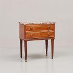 1060 5179 CHEST OF DRAWERS